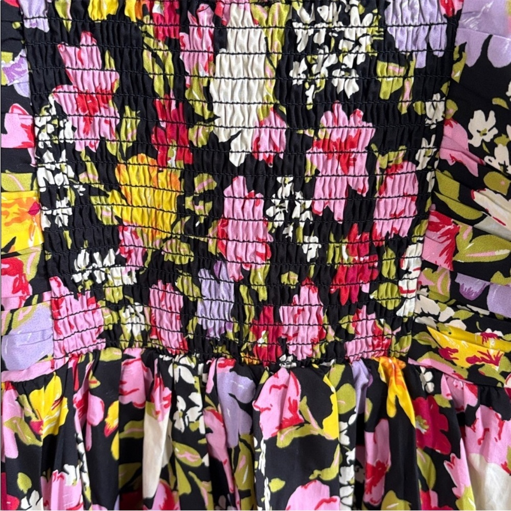 NWT Nobody's Child Nova Puff Sleeve
Black Floral Midi Dress Size 6 - Picture 15 of 15